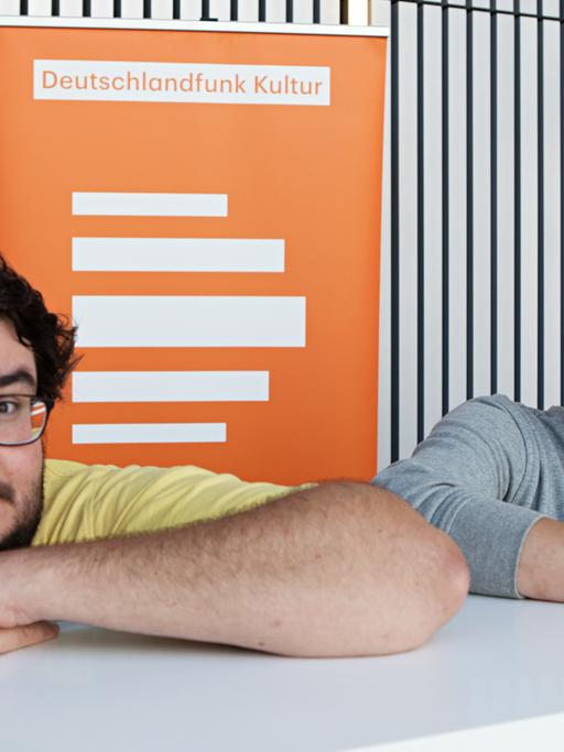Axel Ranisch (li.) und Devid Striesow sind Klassik-Nerds.