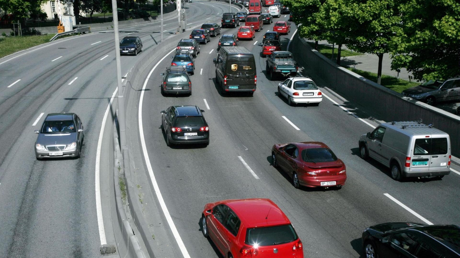 Verkehr im Zentrum Oslos. Verkehr im Zentrum Oslos.
