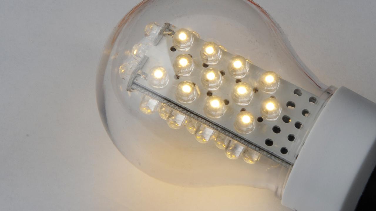 LED-Lampen helfen Energie zu sparen LED-Lampen helfen Energie zu sparen