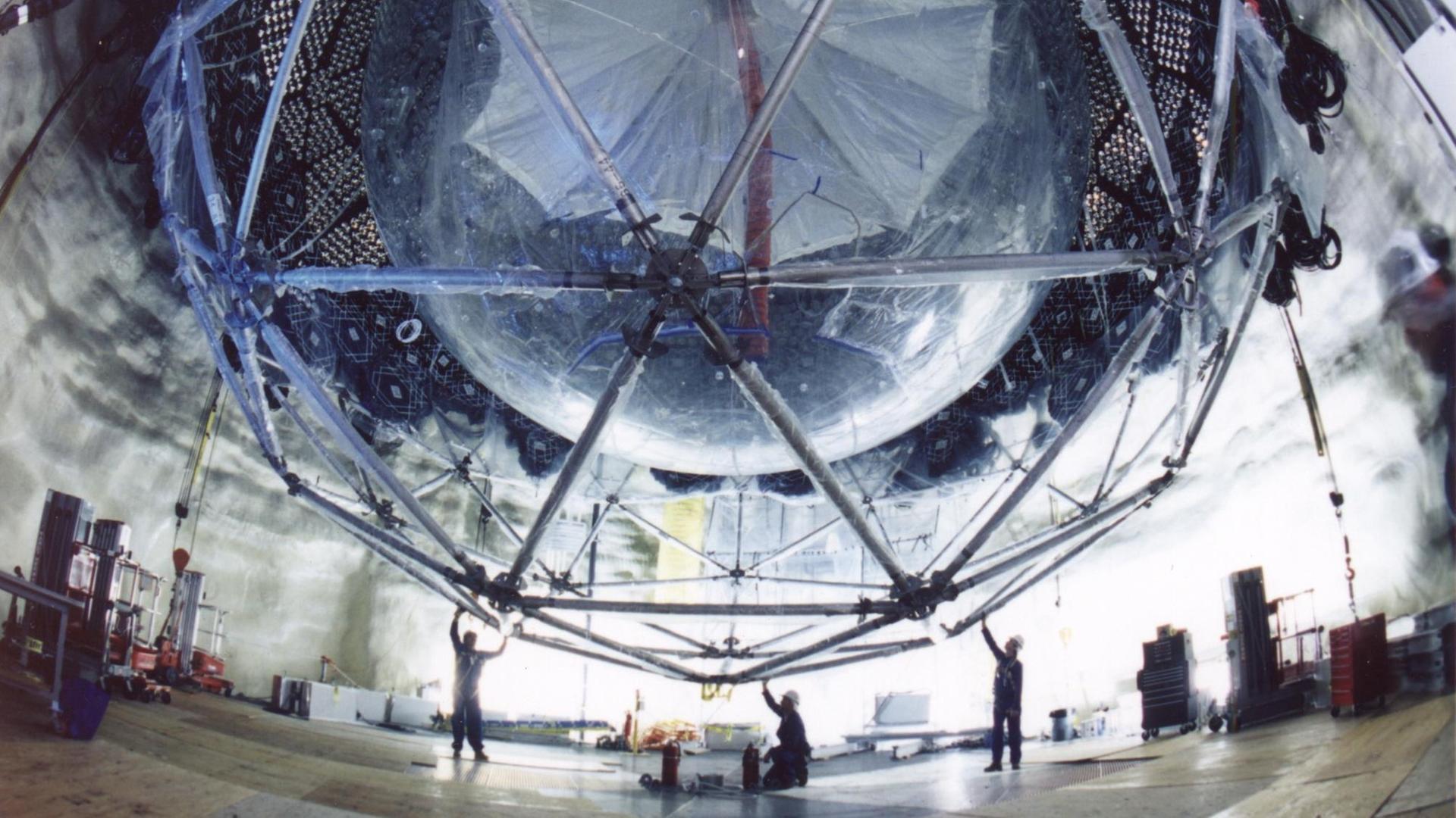 Sudbury Neutrino Observatory Sudbury Neutrino Observatory