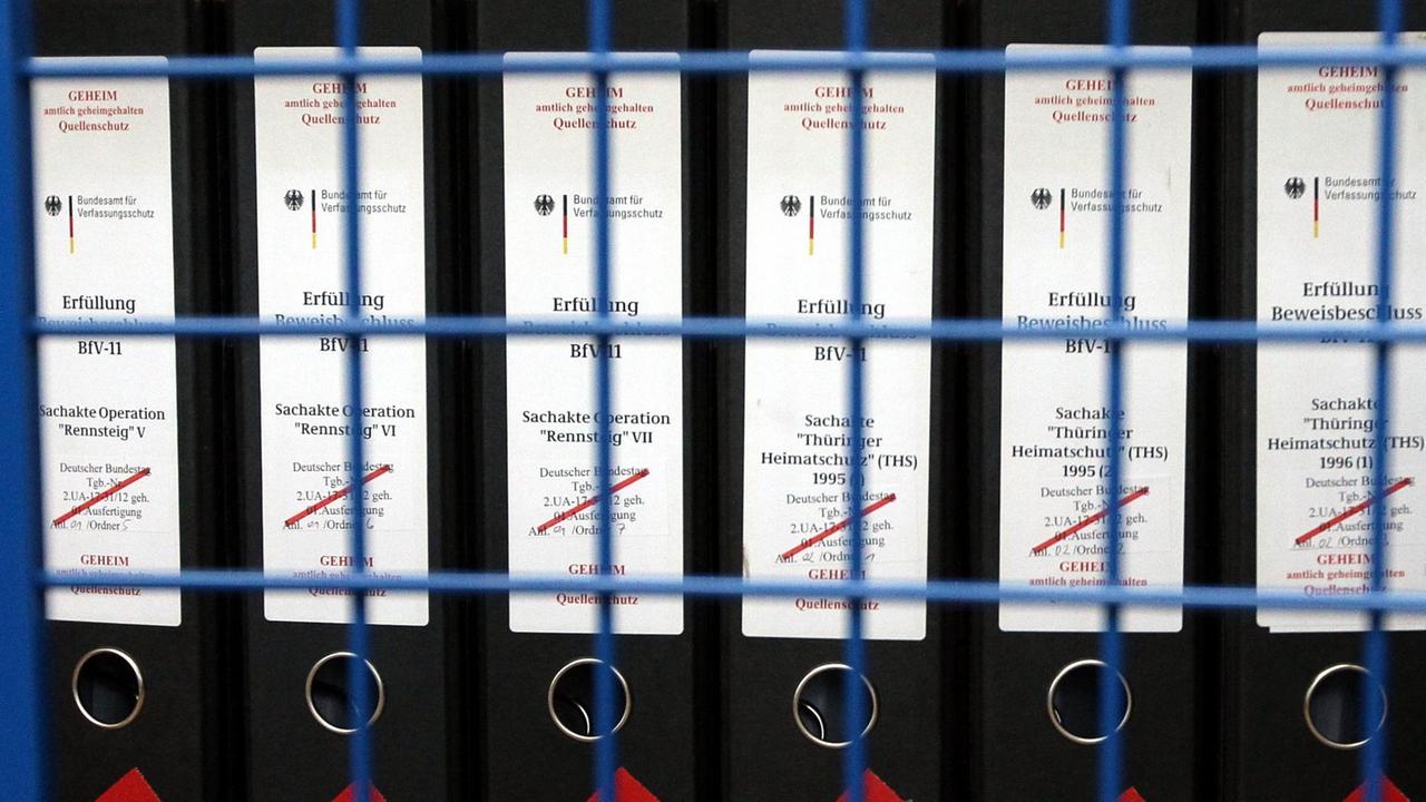 Akten für ersten NSU-Untersuchungsausschuss Bundestag 2012-2013