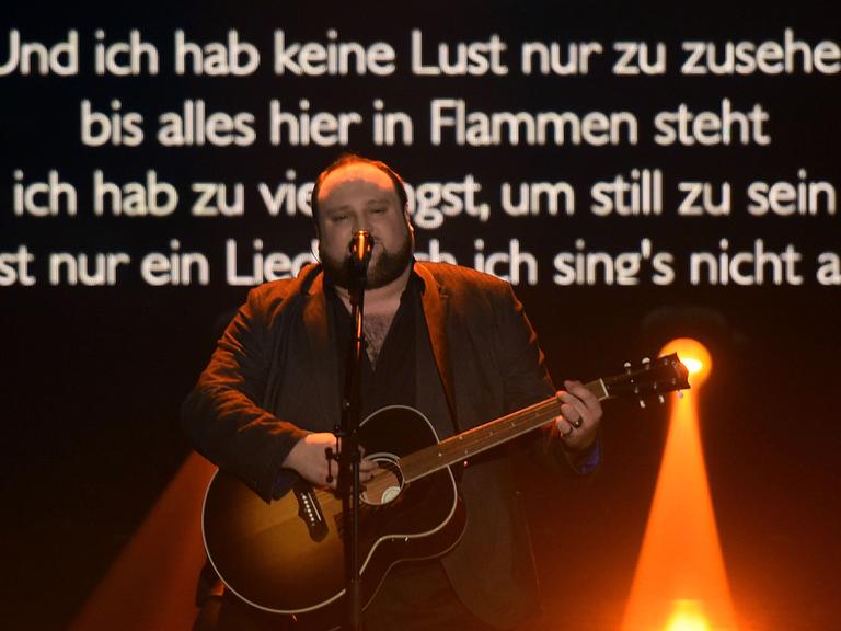 Der Sänger Alex Diehl tritt am 24.02.2016 in Köln (Nordrhein-Westfalen) bei einer Probe zum deutschen Vorentscheid für den Eurovision Song Contest (ESC) auf.