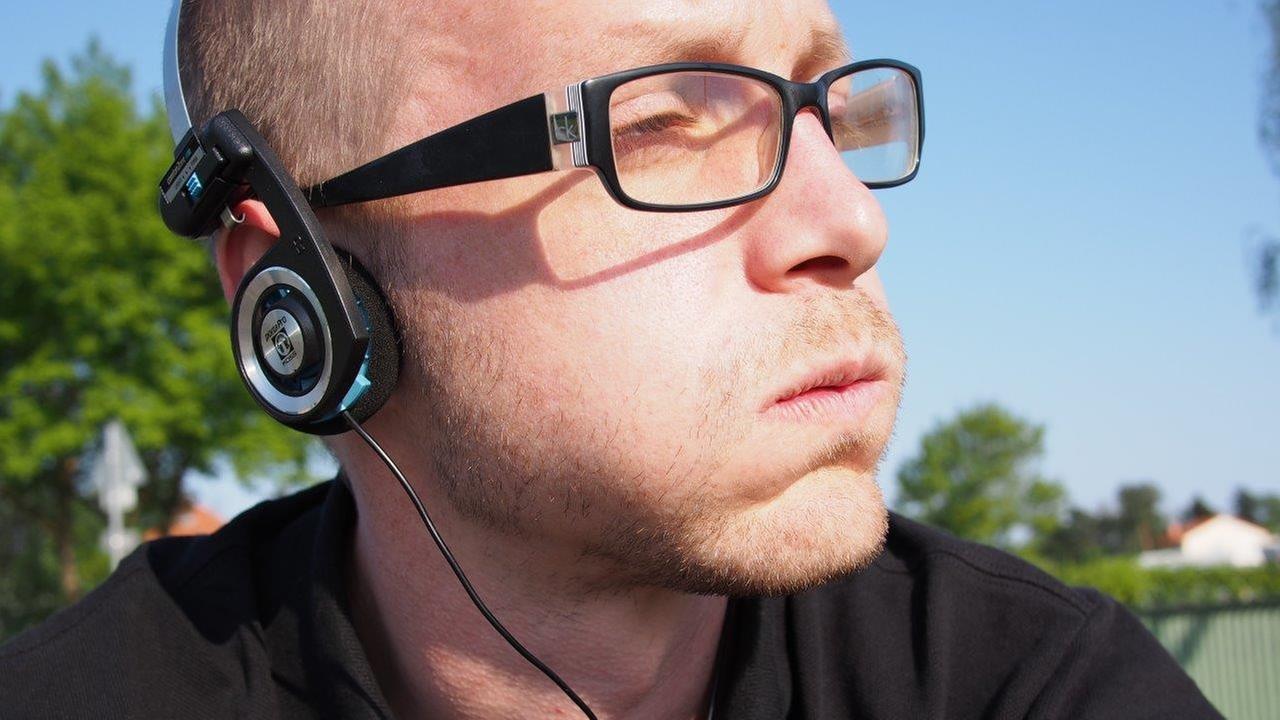 Autor Julius Stucke macht Rast zwischen Berlin Biesdorf und Kaulsdorf. Autor Julius Stucke macht Rast zwischen Berlin Biesdorf und Kaulsdorf.