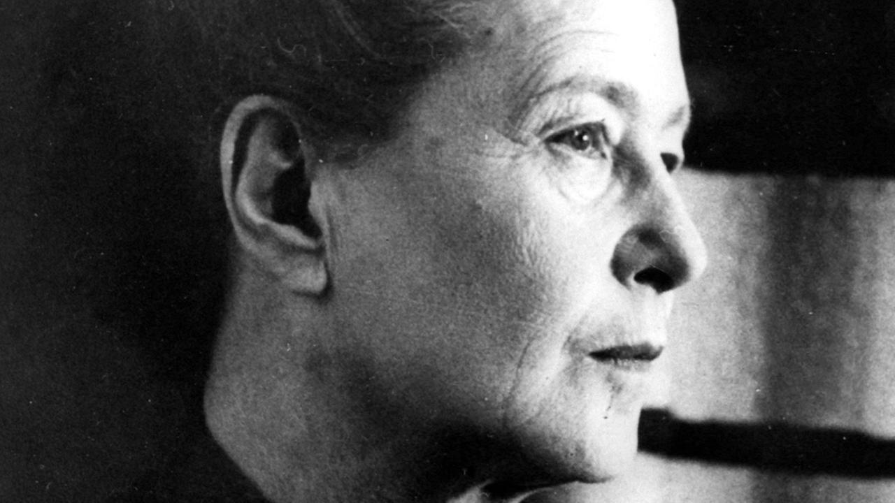 Die französische Schriftstellerin und Frauenrechtlerin Simone de Beauvoir Die französische Schriftstellerin und Frauenrechtlerin Simone de Beauvoir