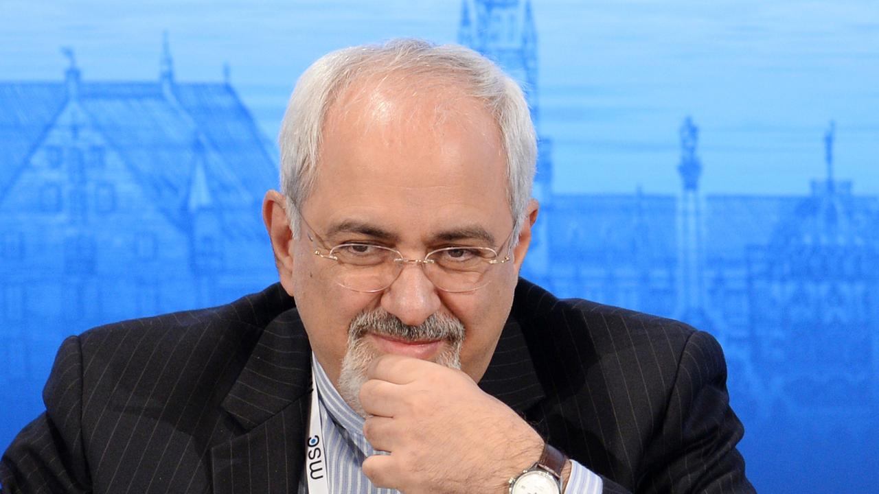 Der iranische Außenminister Mohamad Dschawad Sarif nimmt am 02.02.2014 an der 50. Sicherheitskonferenz (MSC) in München (Bayern) teil. Der iranische Außenminister Mohamad Dschawad Sarif nimmt am 02.02.2014 an der 50. Sicherheitskonferenz (MSC) in München (Bayern) teil.