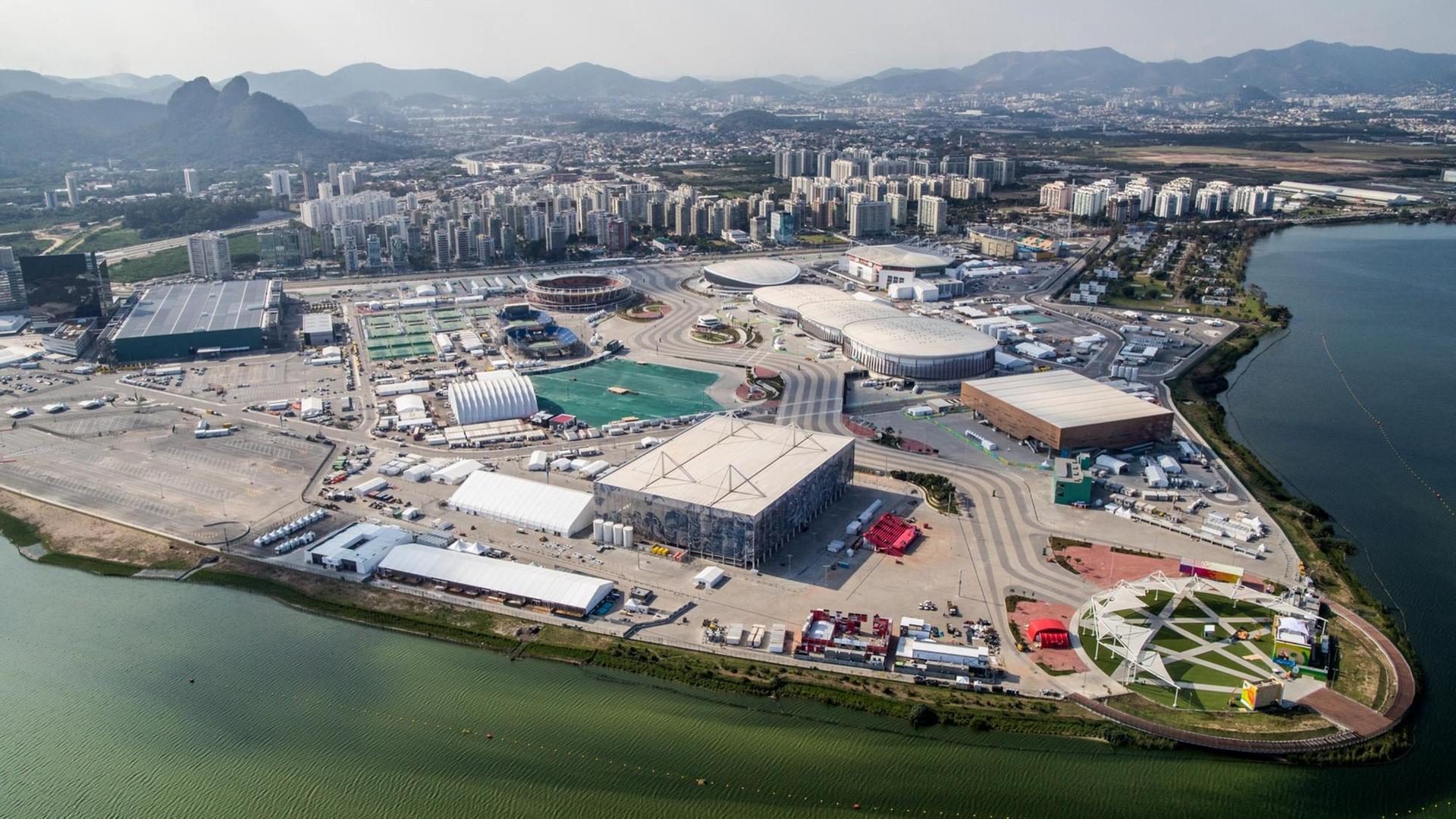 Luftaufnahme des Olympiaparks in Rio Luftaufnahme des Olympiaparks in Rio