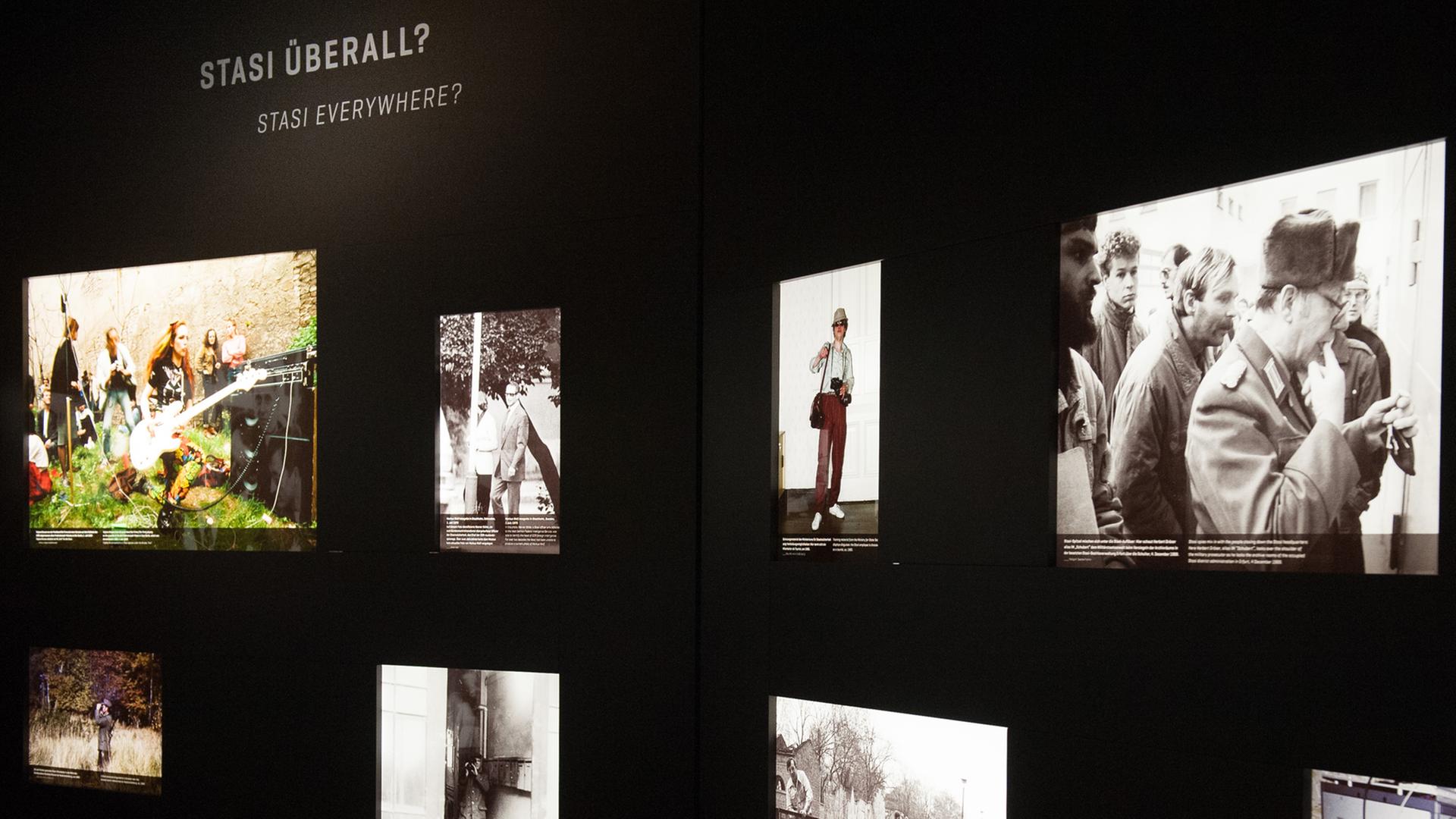 Eine Wand mit Bildern von der Stasi auf der Ausstellung "Staatssicherheit in der SED-Diktatur" in Berlin. Eine Wand mit Bildern von der Stasi auf der Ausstellung "Staatssicherheit in der SED-Diktatur" in Berlin.
