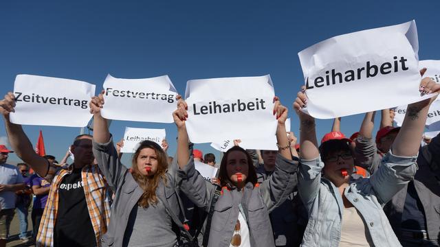 Auszubildende demonstrieren in Salzgitter