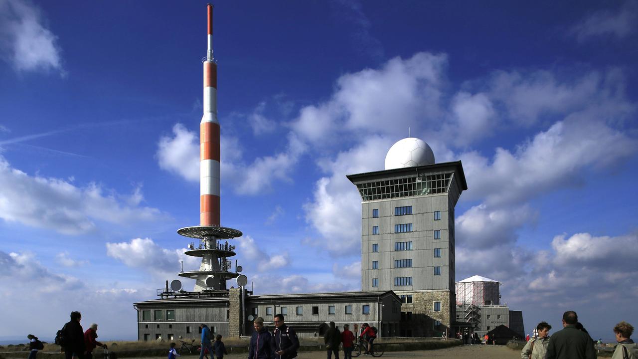 Ohne Technik geht bei der Entwicklung der Wettervorhersage heute nichts mehr. Ohne Technik geht bei der Entwicklung der Wettervorhersage heute nichts mehr.