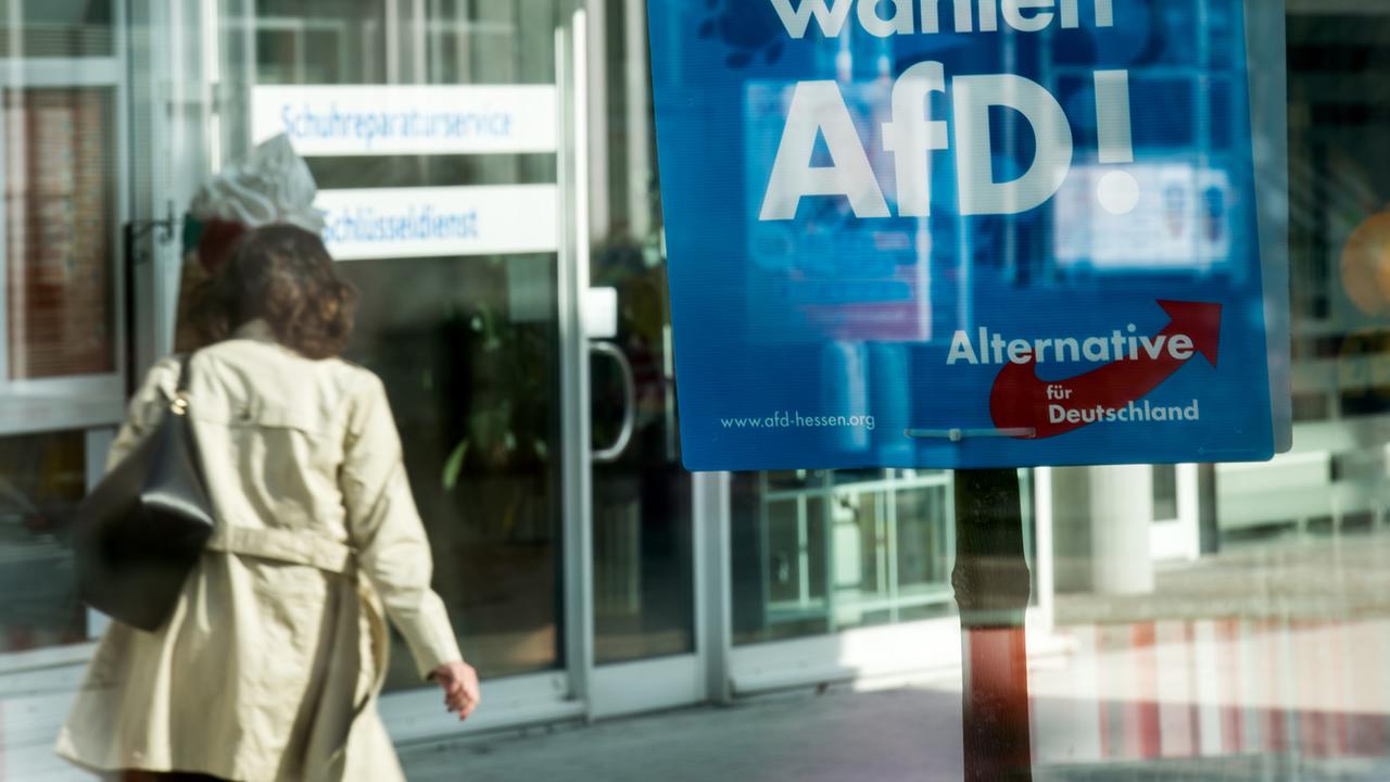 Plakat der AfD im hessischen Kommunalwahlkampf Plakat der AfD im hessischen Kommunalwahlkampf
