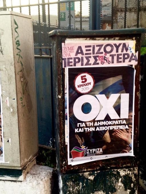 Plakate der Nein-Kampagnen vor dem Referendum in Griechenland.