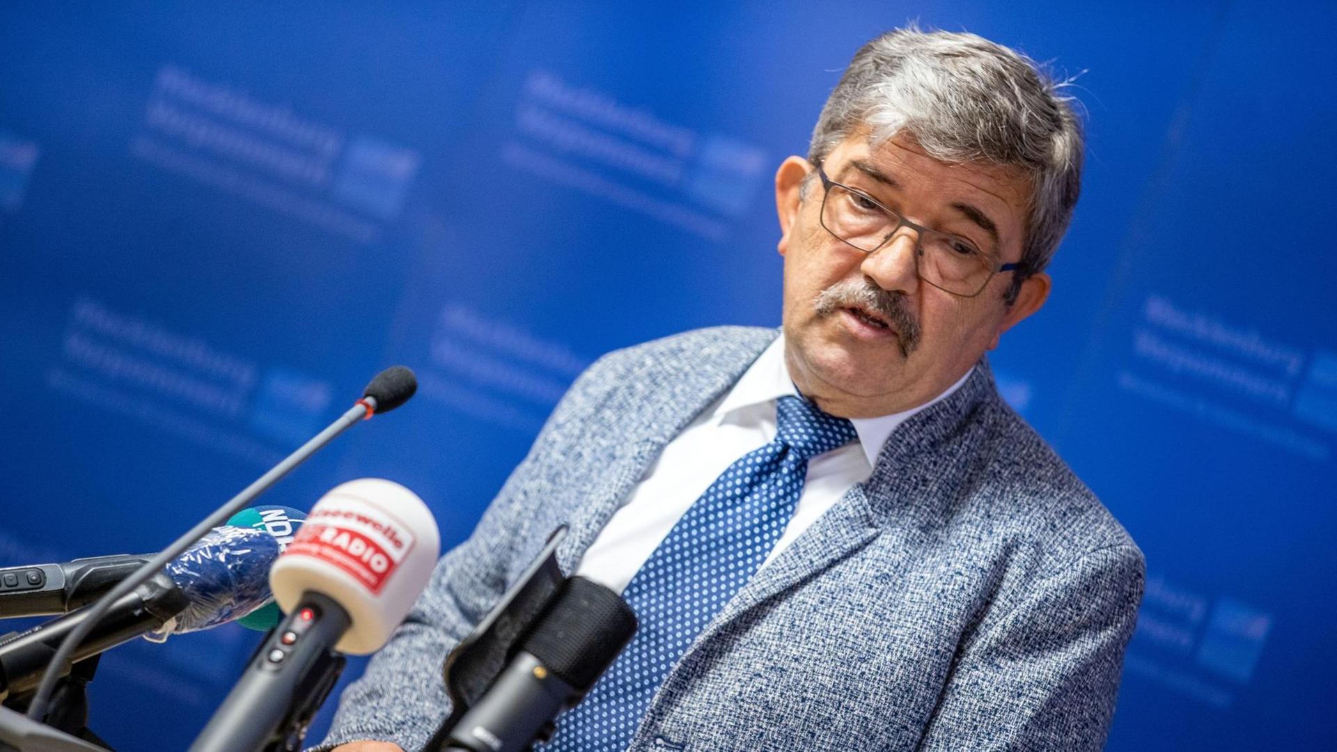 Lorenz Caffier (CDU), der Innenminister von Mecklenburg-Vorpommern Lorenz Caffier (CDU), der Innenminister von Mecklenburg-Vorpommern