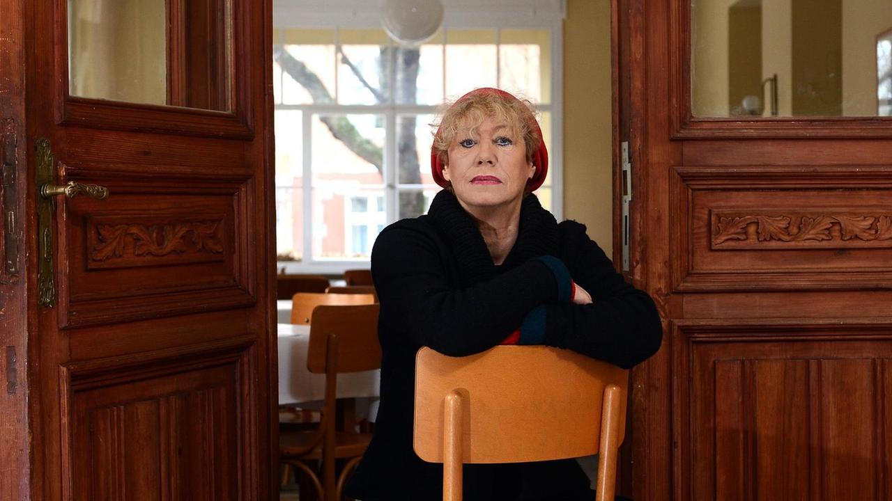 Porträt von Barbara Thalheim. Porträt von Barbara Thalheim.