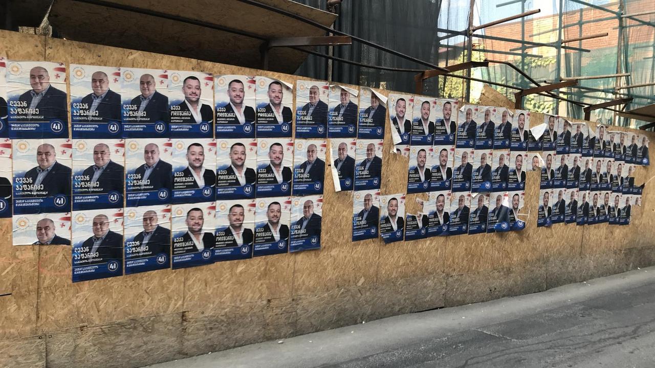 Wahlwerbung für die Regierungspartei Georgischer Traum
