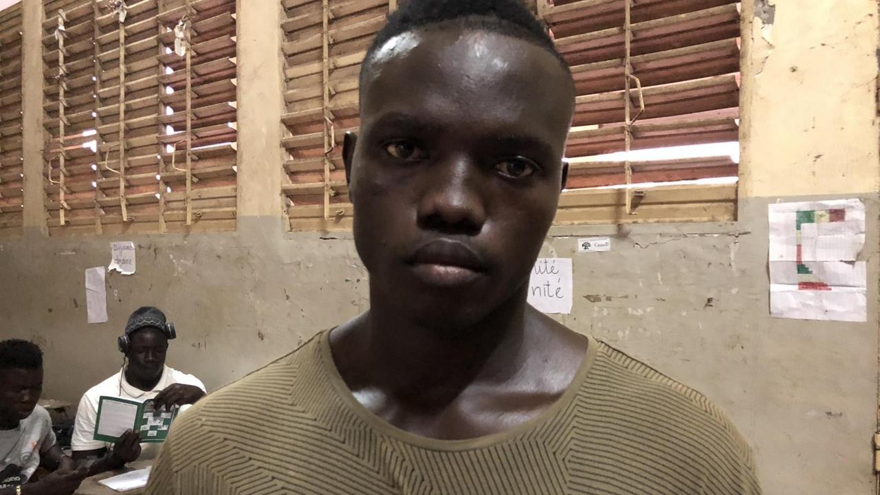 Auch der 24-jährige Mol Diabaye träumt davon, Profi-Ringer zu werden.