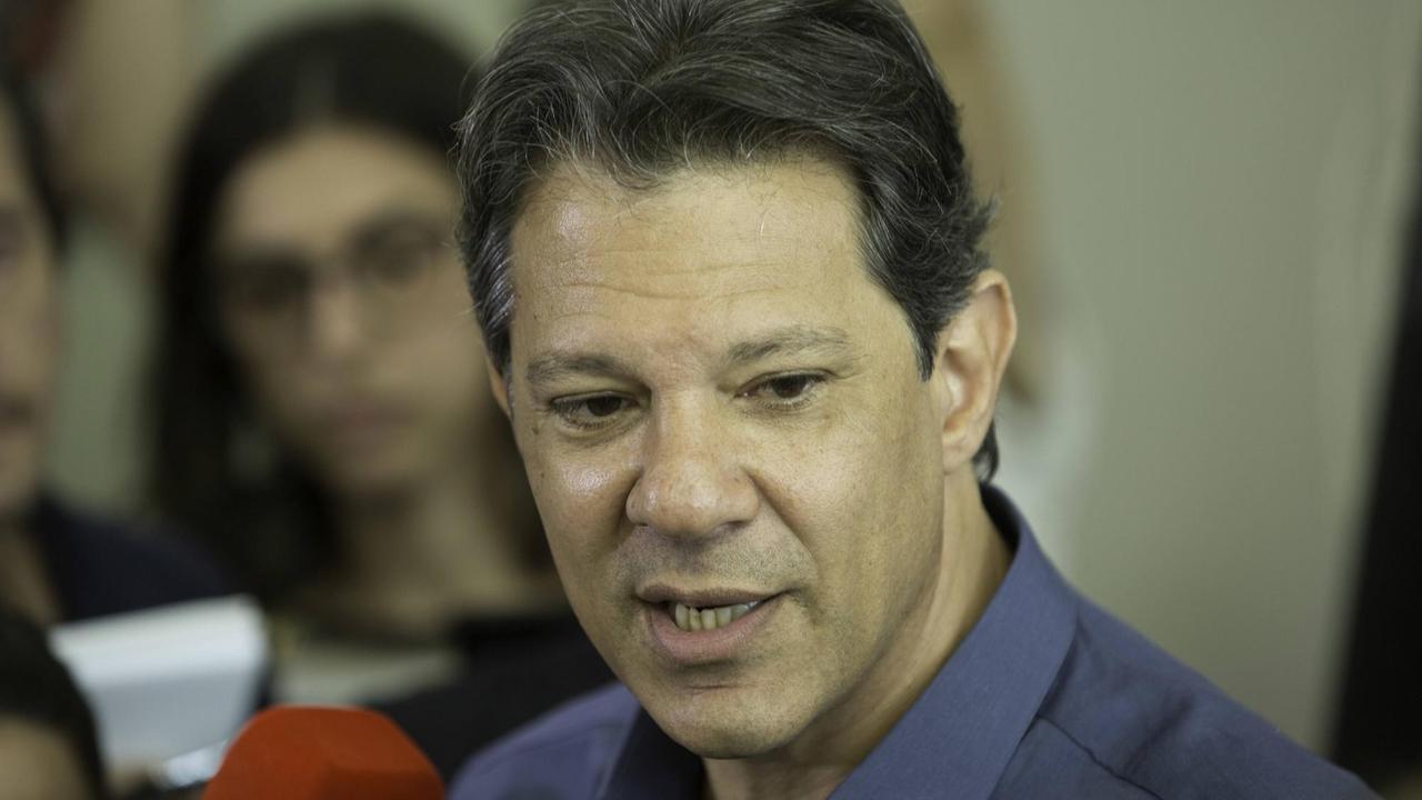 Ersatzmann der Arbeiterpartei – Fernando Haddad, Ex-Bürgermeister von São Paulo, Ex-Bildungsminister unter Lula.