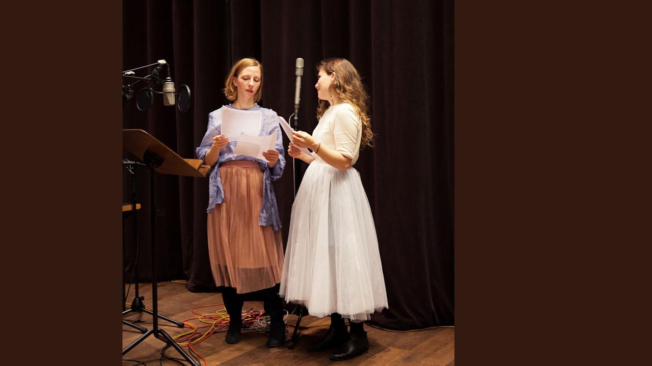 Katharina Schüttler und Leonie Rainer. Katharina Schüttler und Leonie Rainer.