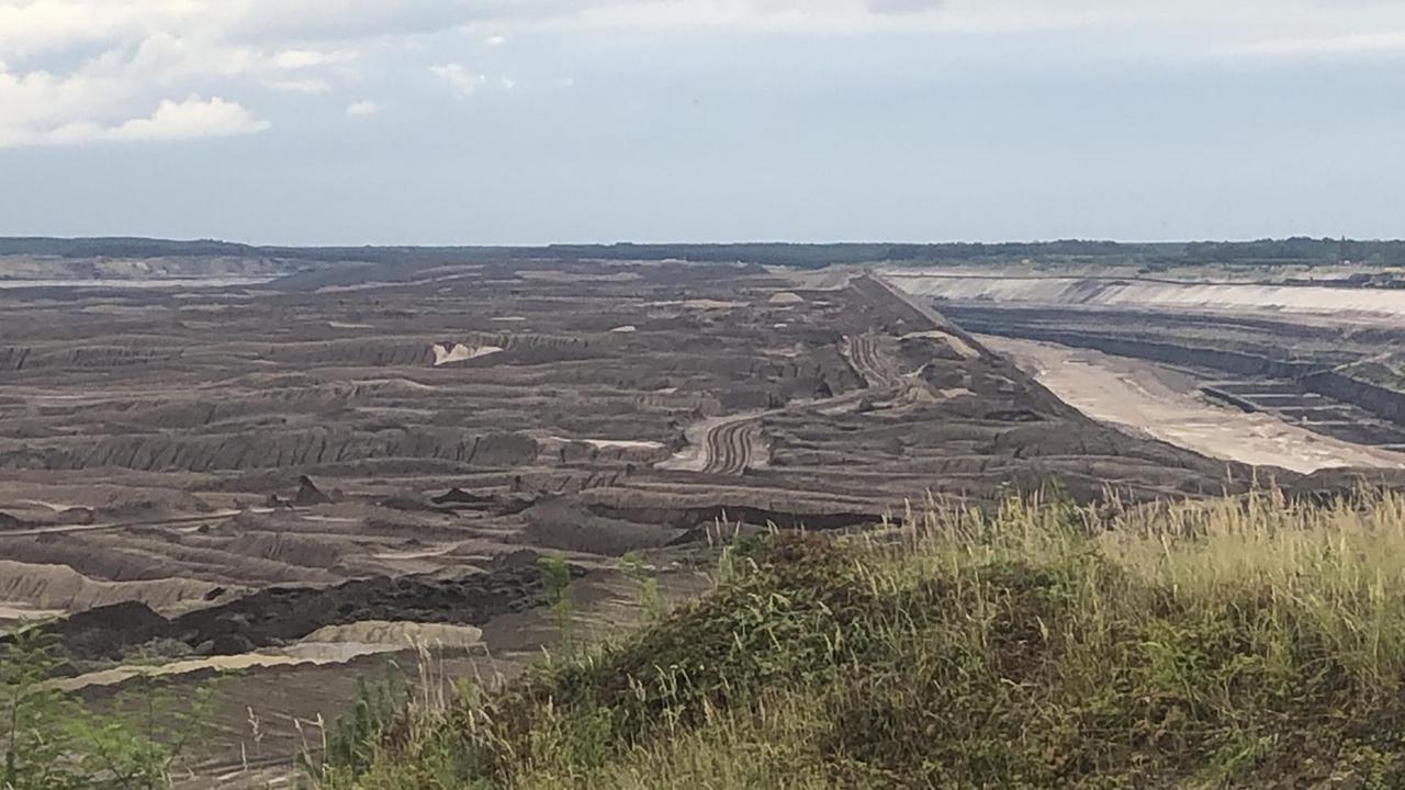 Blick in einen Braunkohletagebau Blick in einen Braunkohletagebau