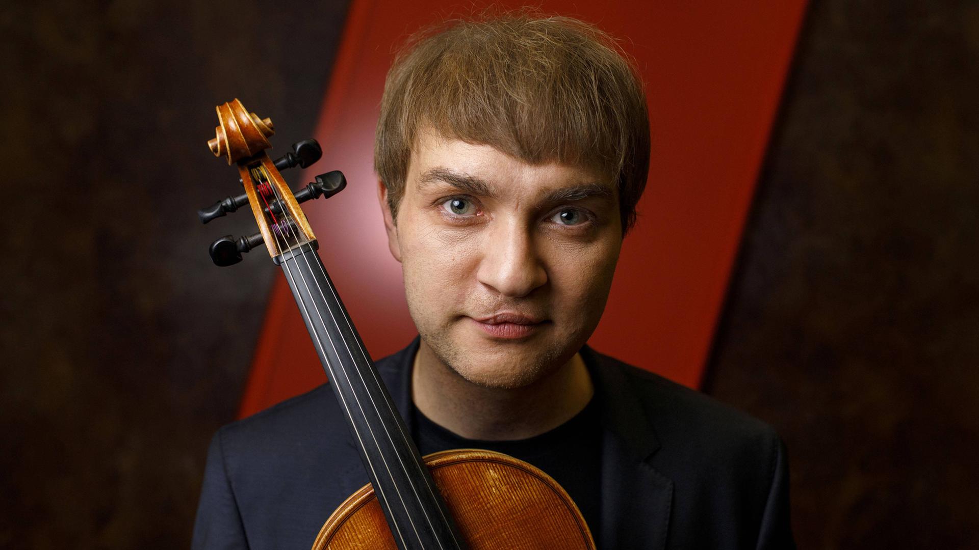 Der Bratschenspieler Nils Mönkemeyer Der Bratschenspieler Nils Mönkemeyer