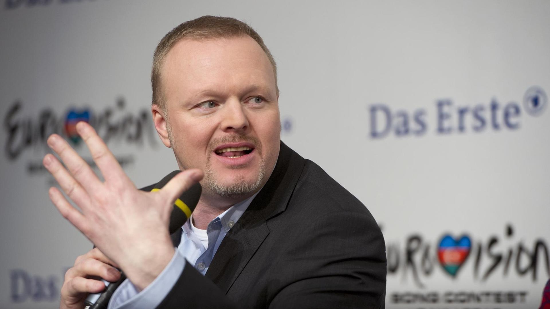 Moderator Stefan Raab bei der Pressekonferenz von "Unser Star für Baku" Moderator Stefan Raab bei der Pressekonferenz von "Unser Star für Baku"