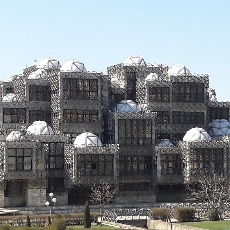 Die Nationalbibliothek in Pristina
