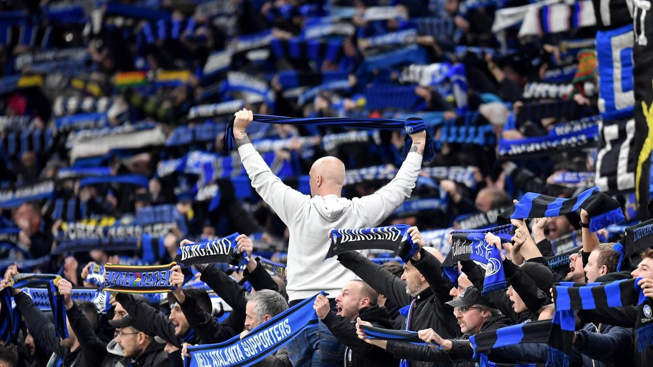 Spiel Null? Atalantafans beim Hinspiel-Sieg gegen Valencia Spiel Null? Atalantafans beim Hinspiel-Sieg gegen Valencia
