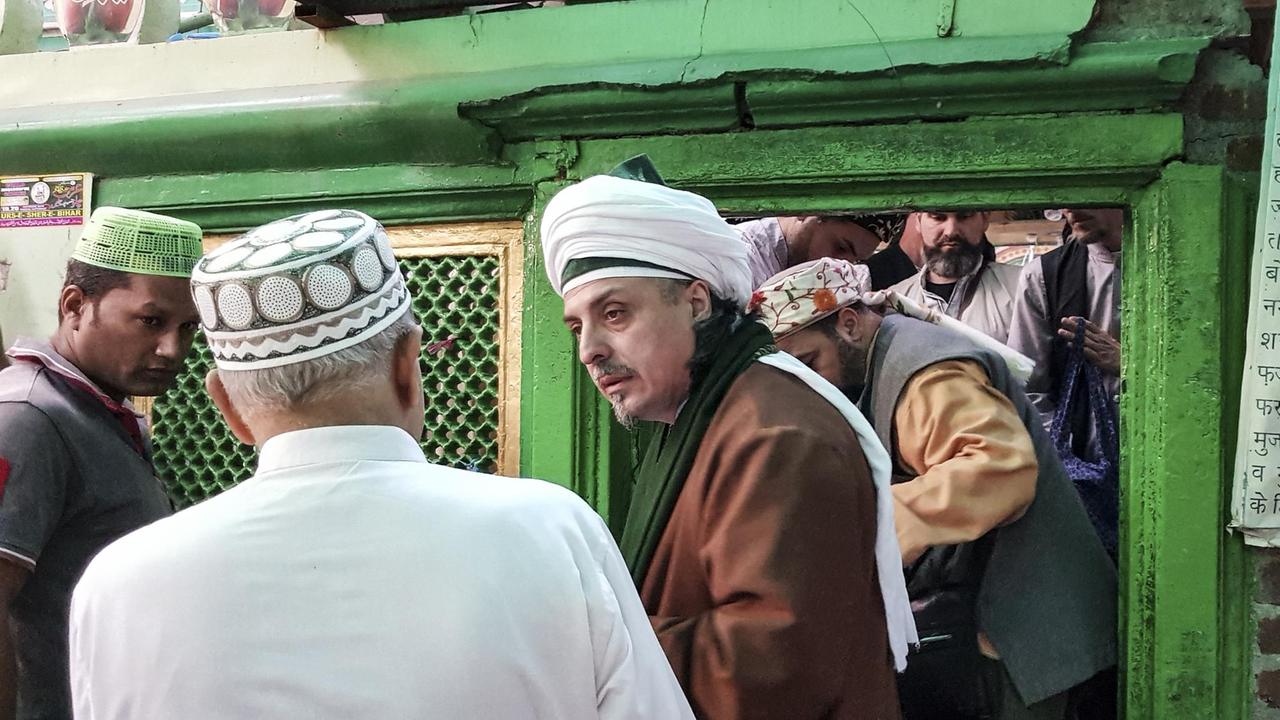 Sheikh Esref Efendi. Sheikh Esref Efendi.