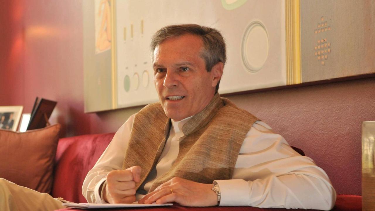Michael Steiner, 2014 deutscher Botschafter in Indien, in einem Interview mit der "Hindustan Times" in Neu-Delhi in Indien. Michael Steiner, 2014 deutscher Botschafter in Indien, in einem Interview mit der "Hindustan Times" in Neu-Delhi in Indien.