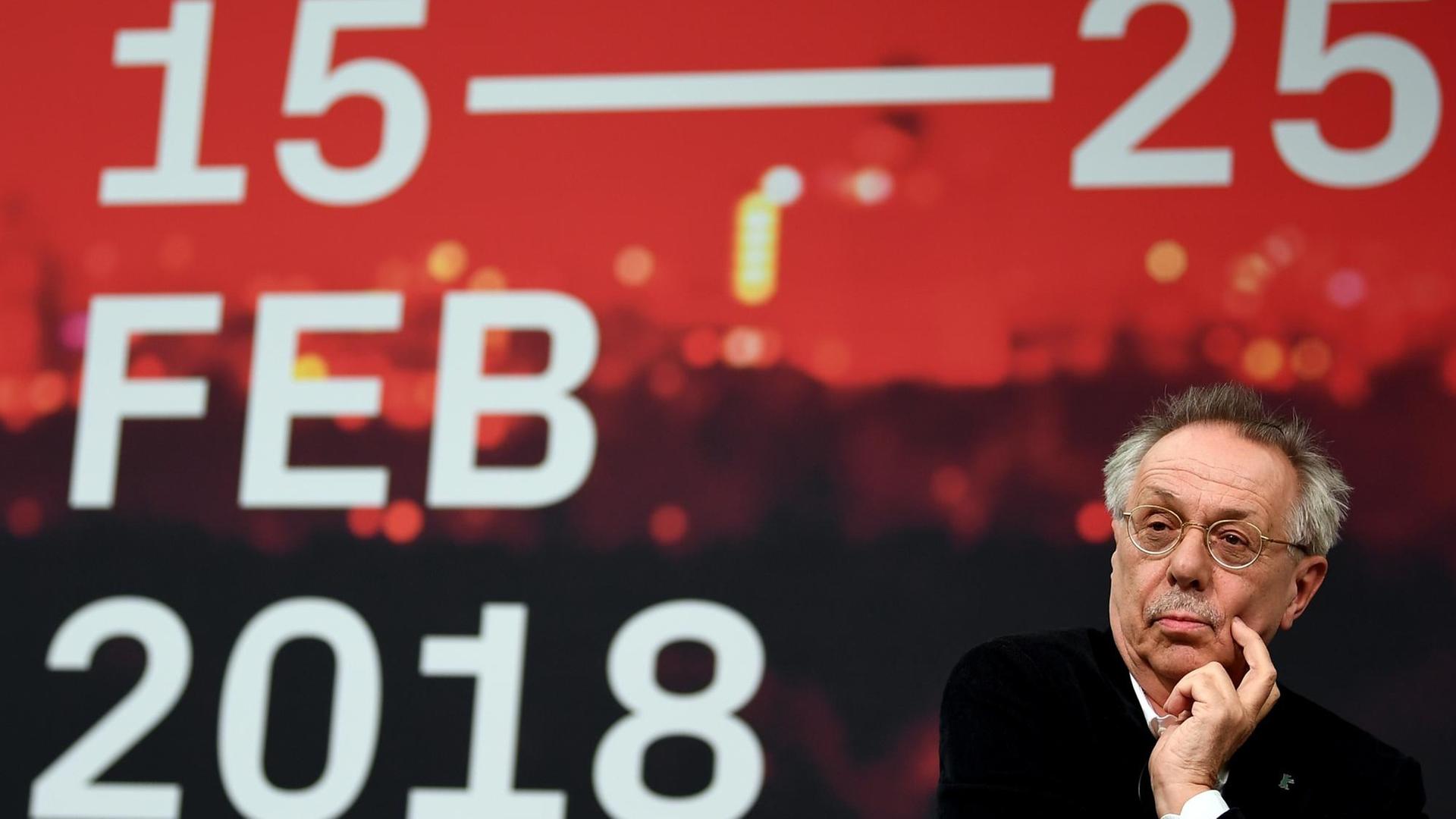 Dieter Kosslick, Berlinale-Direktor spricht bei der Pressekonferenz für die 68. Berlinale. Dieter Kosslick, Berlinale-Direktor spricht bei der Pressekonferenz für die 68. Berlinale.
