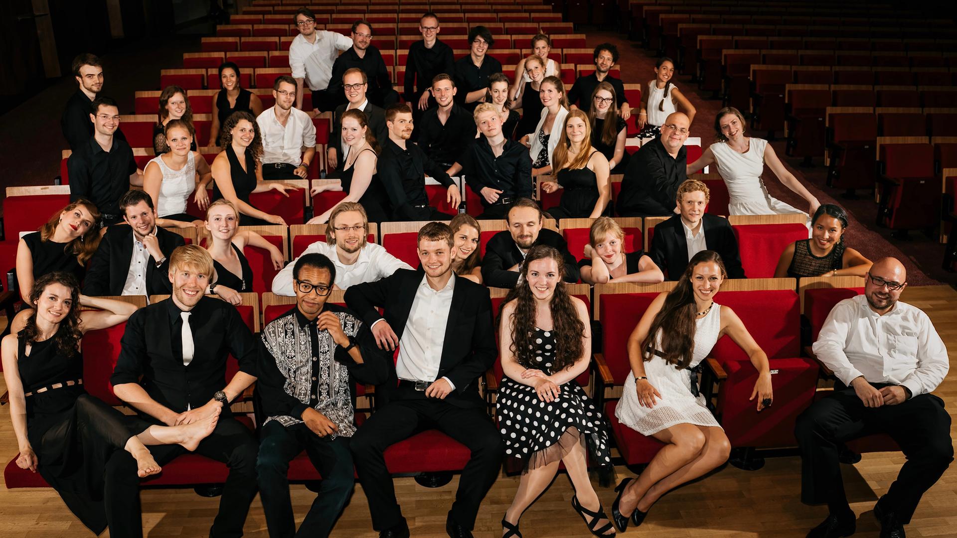 Der Jazzchor der Uni Bonn Der Jazzchor der Uni Bonn