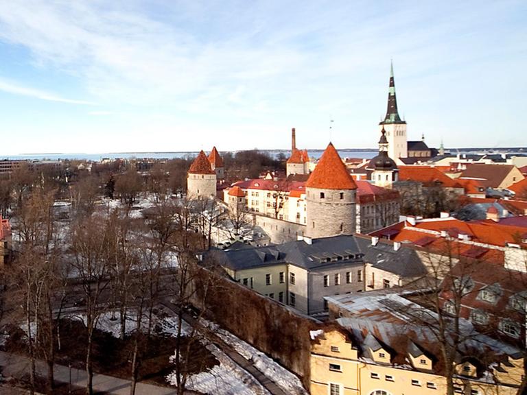 Luftaufnahme von der estnischen Hauptstadt Tallinn.
