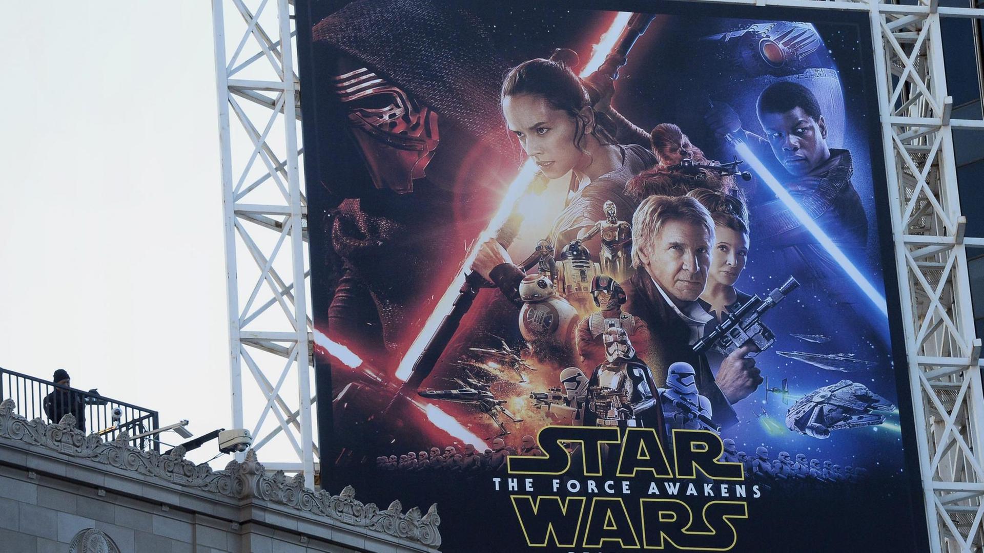 Filmplakat zum neuen Star-Wars-Film "The Force Awakens" Filmplakat zum neuen Star-Wars-Film "The Force Awakens"