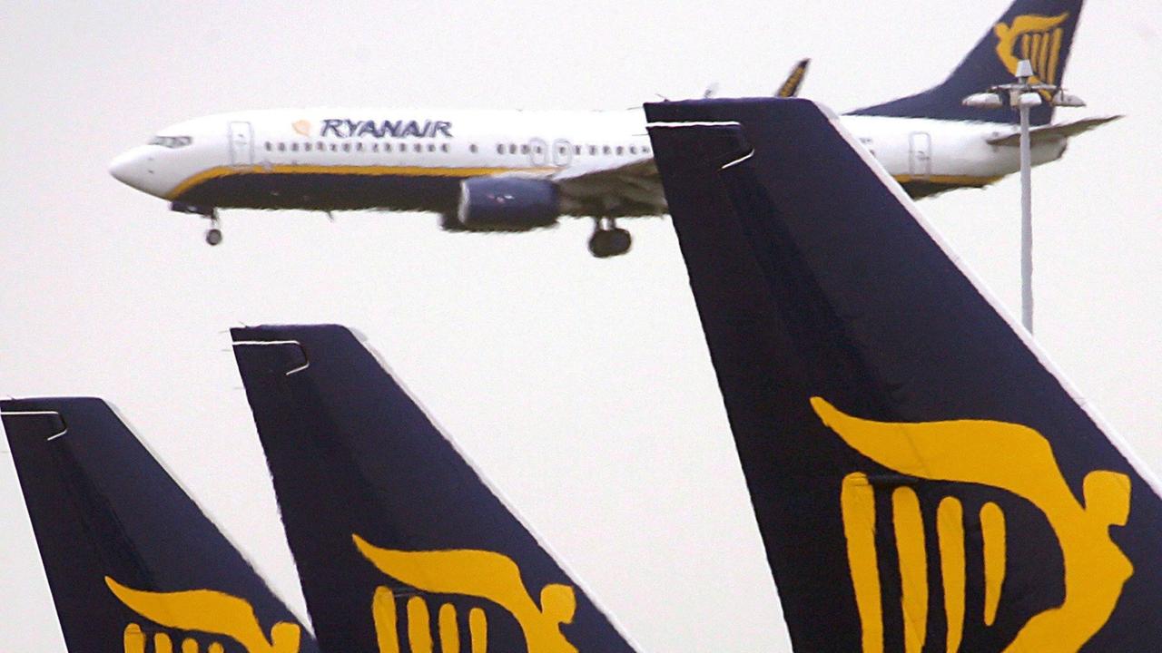 Ryanair und andere Billigflug-Gesellschaften nahmen sich vor und schafften es, die Reisegewohnheiten der Menschen umzukrempeln Ryanair und andere Billigflug-Gesellschaften nahmen sich vor und schafften es, die Reisegewohnheiten der Menschen umzukrempeln