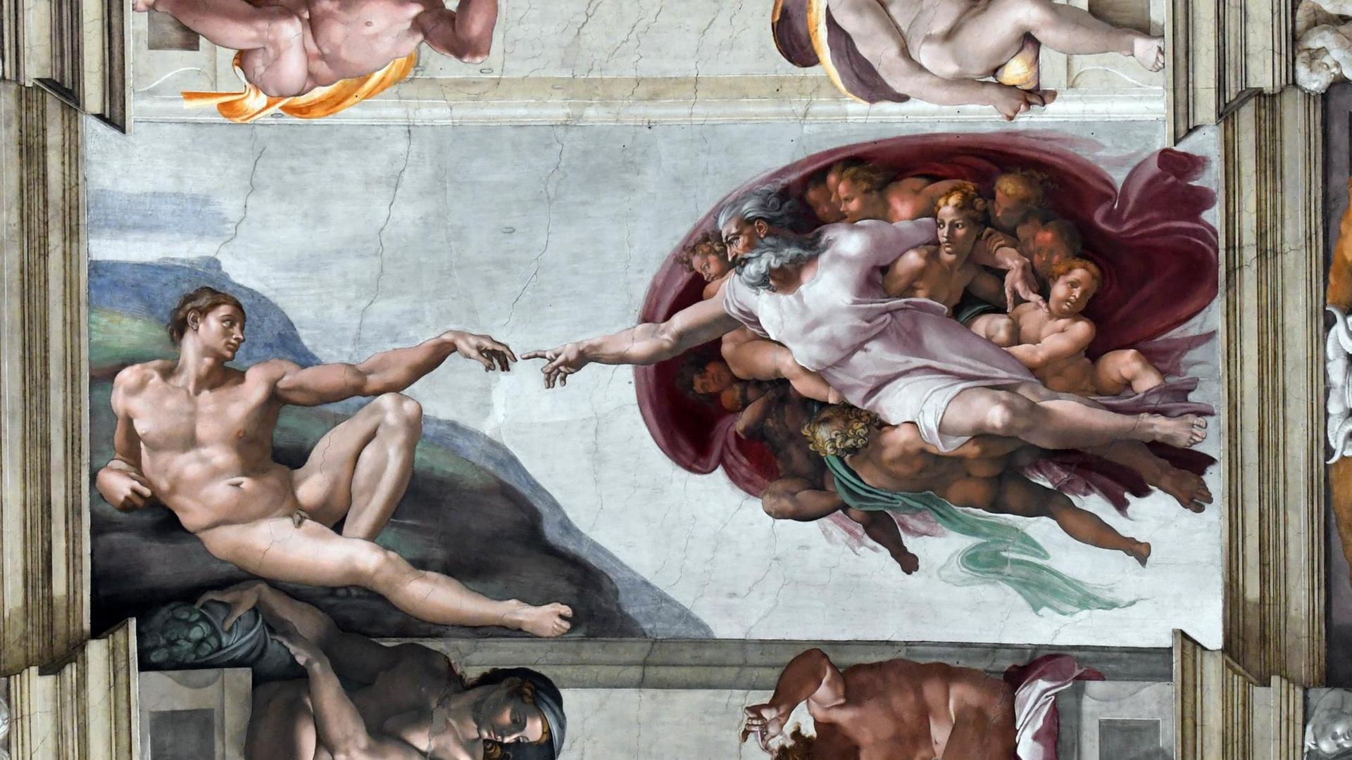 Die sixtinische Kapelle in Rom mit dem Deckenfresko "Die Erschaffung Adams" von Michelangelo Buonarroti, aufgenommen am 01.09.2016 Die sixtinische Kapelle in Rom mit dem Deckenfresko "Die Erschaffung Adams" von Michelangelo Buonarroti, aufgenommen am 01.09.2016