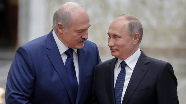 Der weißrussische Präsident Alexander Lukashenko zusammen mit dem russischen Präsidenten Vladimir Putin