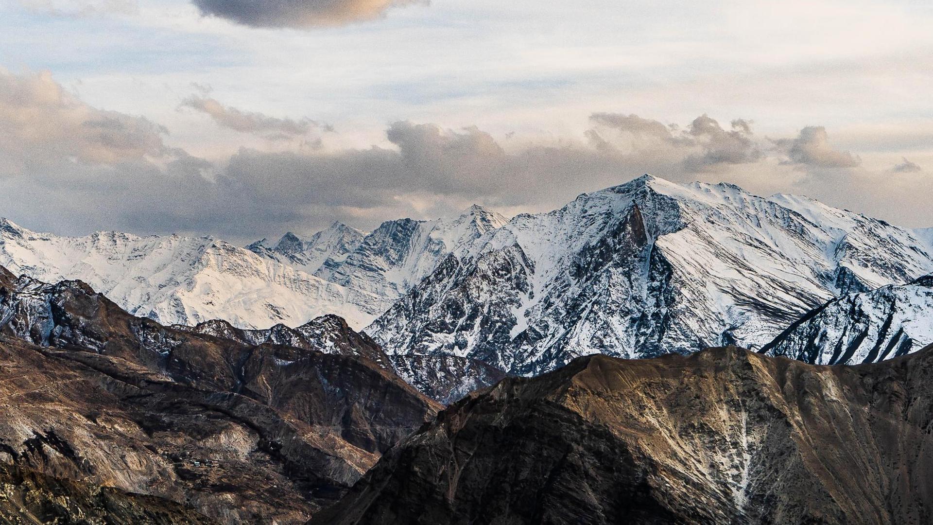 Himalaya - Mindestens 26 Tote bei Lawinenunglück