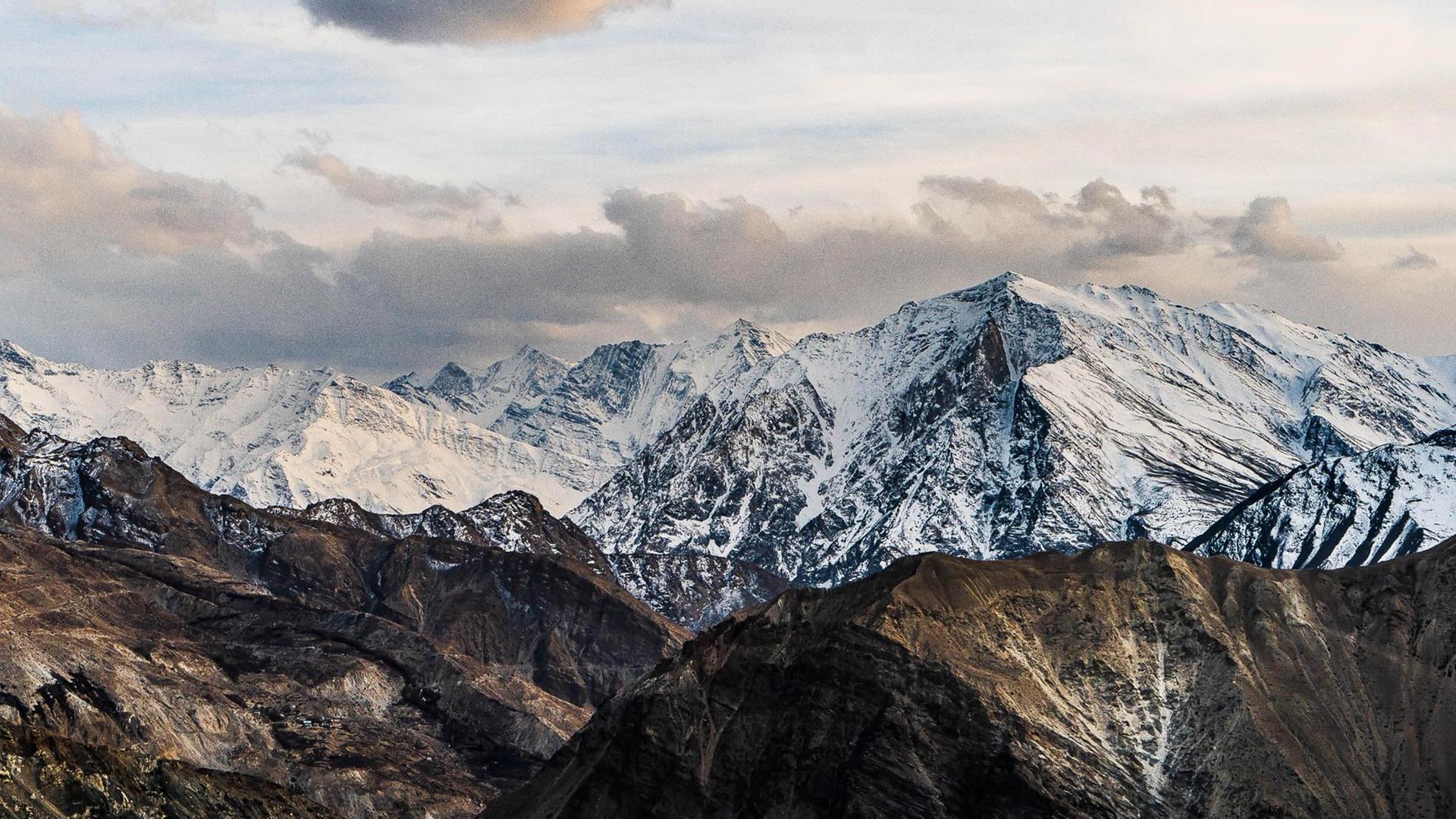 a view of Spiti Valley from Nako pass. Nako Pass sits on 4500 meters attitude which is app. 2 hours drive to Tabo by car. India 2018 a view of Spiti Valley from Nako pass. Nako Pass sits on 4500 meters attitude which is app. 2 hours drive to Tabo by car. India 2018