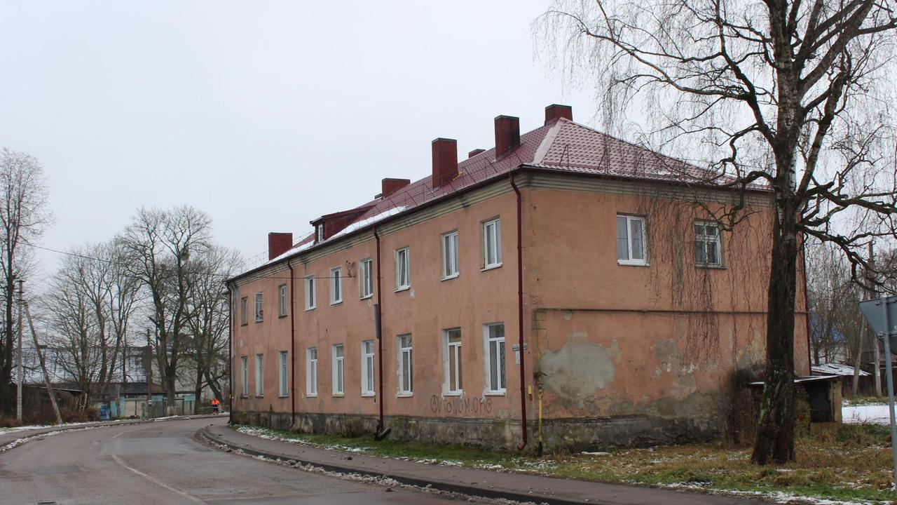 Ein Blick von Außen auf das Haus von Elli Hartwig. Ein Blick von Außen auf das Haus von Elli Hartwig.