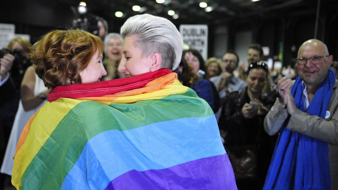 Gleichstellung Homosexueller - Mehrheit in Union gegen Öffnung der Ehe ...