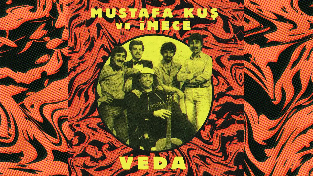Cover der EP Veda von Mustafa Kuş & İmece mit einem orange schwarzen Wellenmuster. Cover der EP Veda von Mustafa Kuş & İmece mit einem orange schwarzen Wellenmuster.