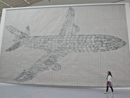 Das Bild eines riesigen Flugzeuges von Thomas Bayrle