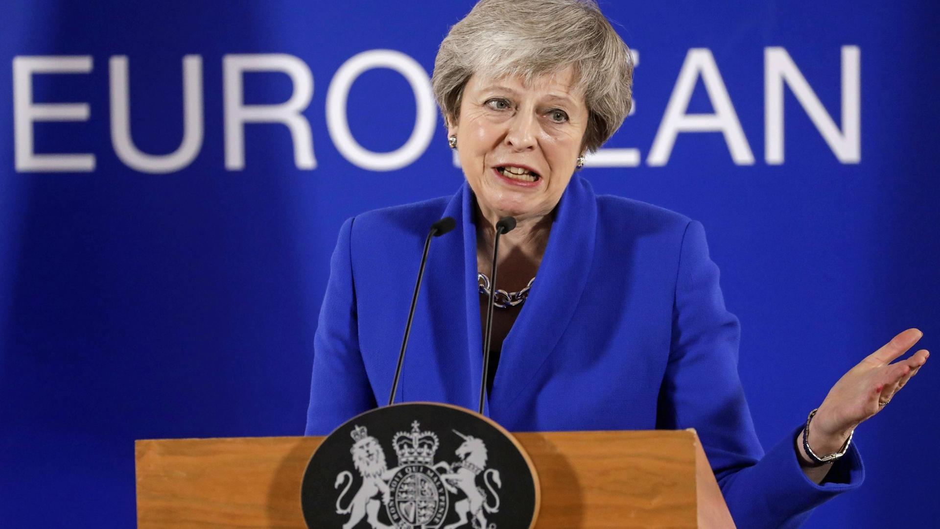 Die britische Premierministerin Theresa May beim Brexit-Sondergipfel Die britische Premierministerin Theresa May beim Brexit-Sondergipfel