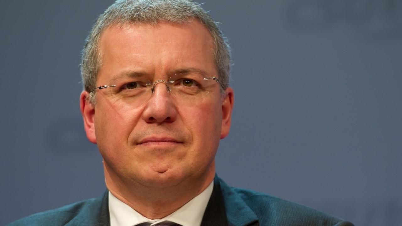 Markus Ferber (CSU), Mitglied des Europäischen Parlaments. Markus Ferber (CSU), Mitglied des Europäischen Parlaments.
