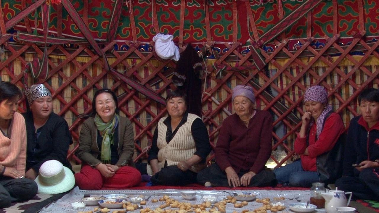 Kirgisische Frauen Kirgisische Frauen