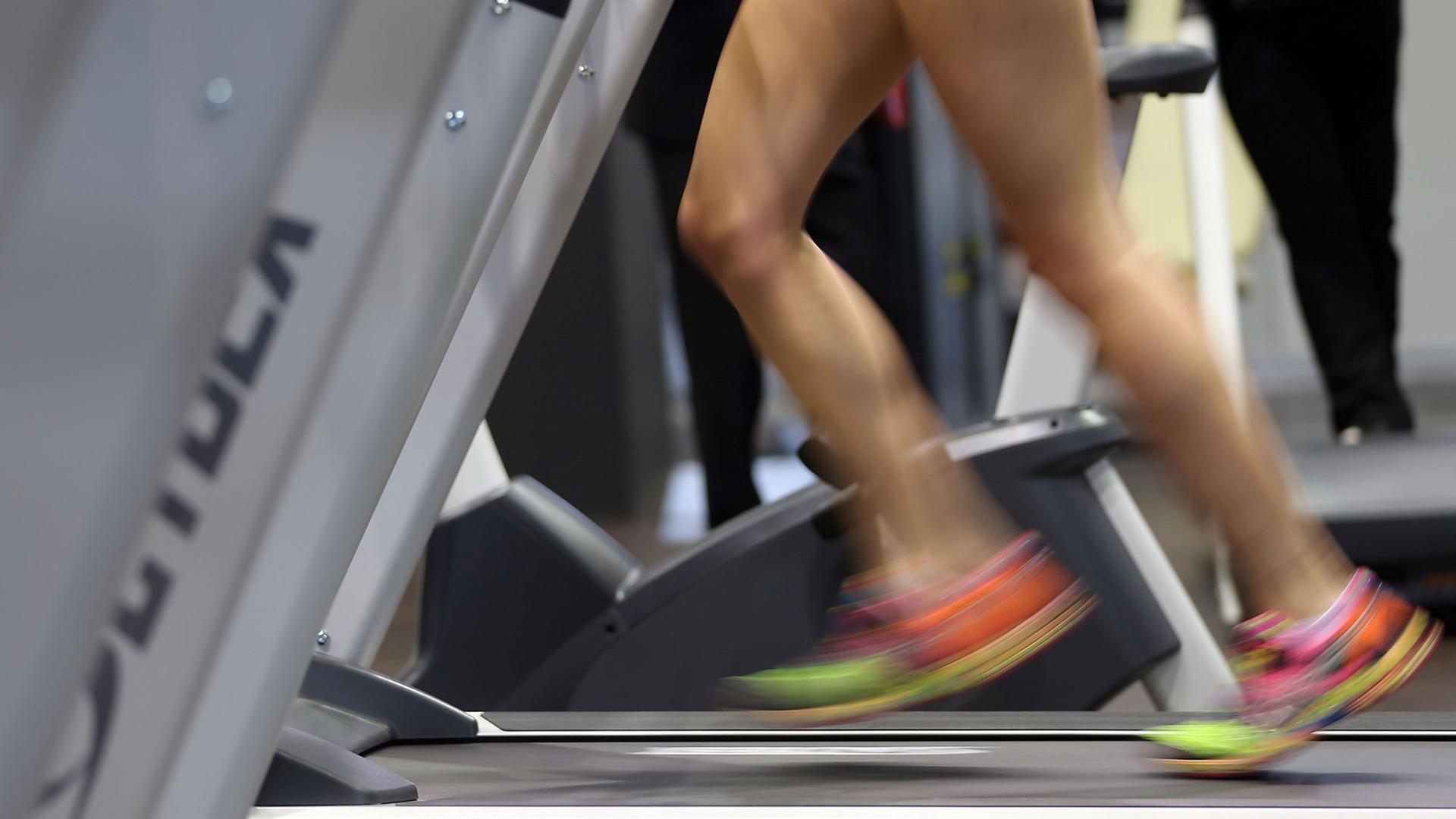 Sport ist dann gesund, wenn wir uns individuell entwickeln. Sport ist dann gesund, wenn wir uns individuell entwickeln.