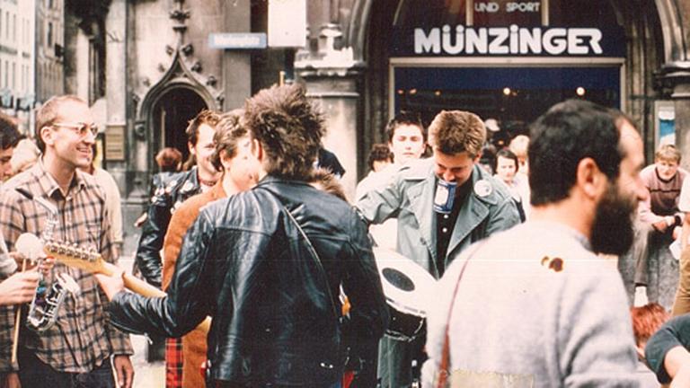 Punkerkrawalle 1981 in München - "Freizeit 81" Punkerkrawalle 1981 in München - "Freizeit 81"