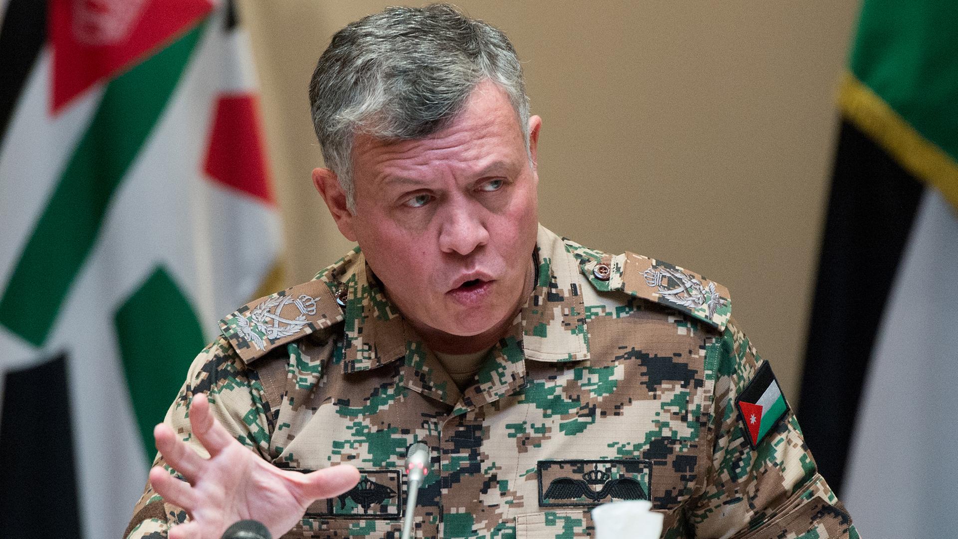 König Abdullah II. von Jordanien in Militäruniform König Abdullah II. von Jordanien in Militäruniform