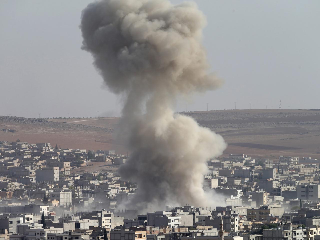 Rauch über Kobane Rauch über Kobane
