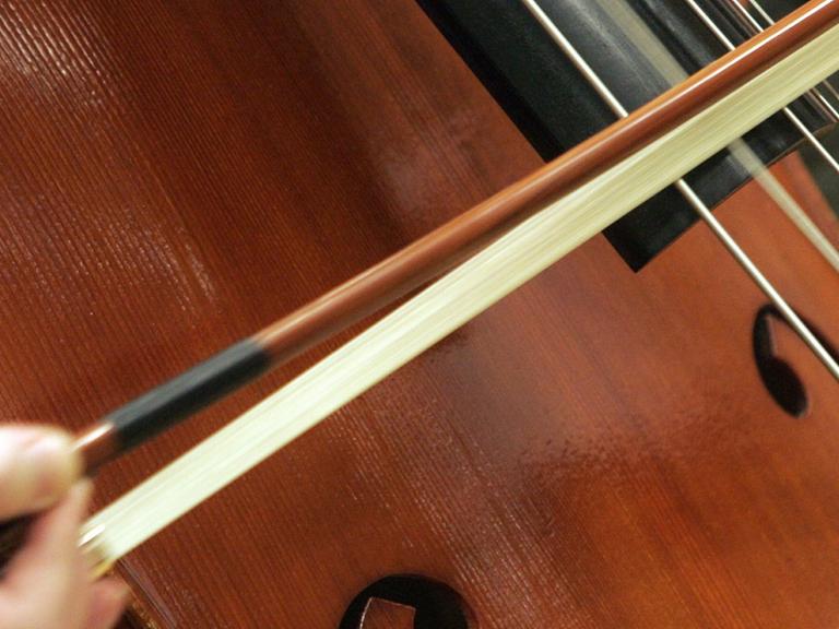Symboldbild: Kontrabass Klassik Musik Instrument Konzert