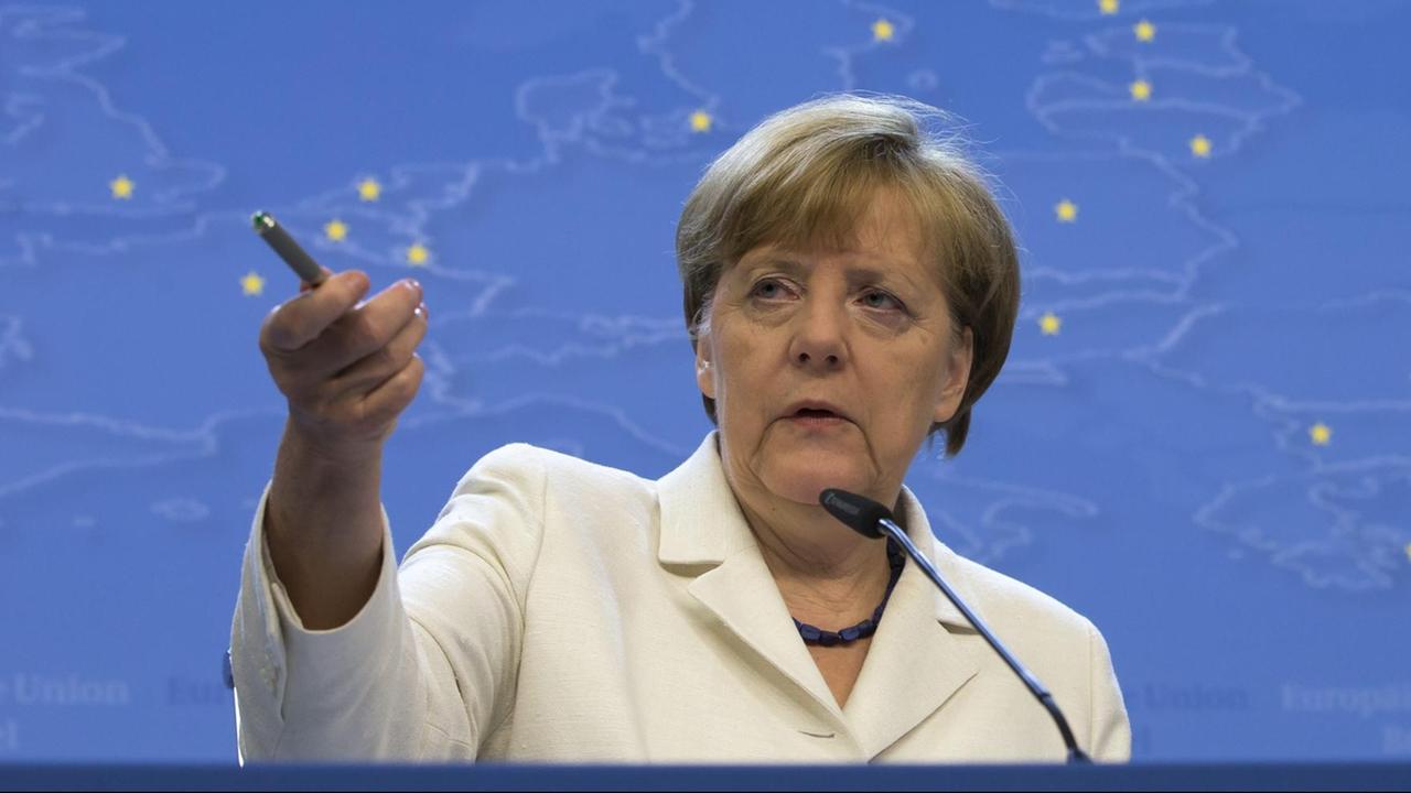 Bundeskanzlerin Angela Merkel bei einer Pressekonferenz in Brüssel Bundeskanzlerin Angela Merkel bei einer Pressekonferenz in Brüssel